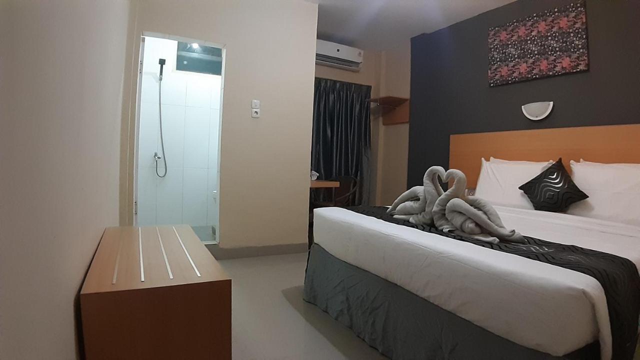 New Gentala Hotel Medan Exteriér fotografie
